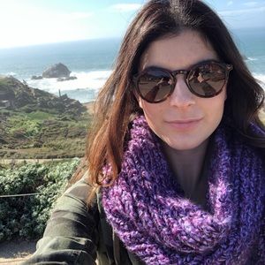 Meet your Posher, Laura